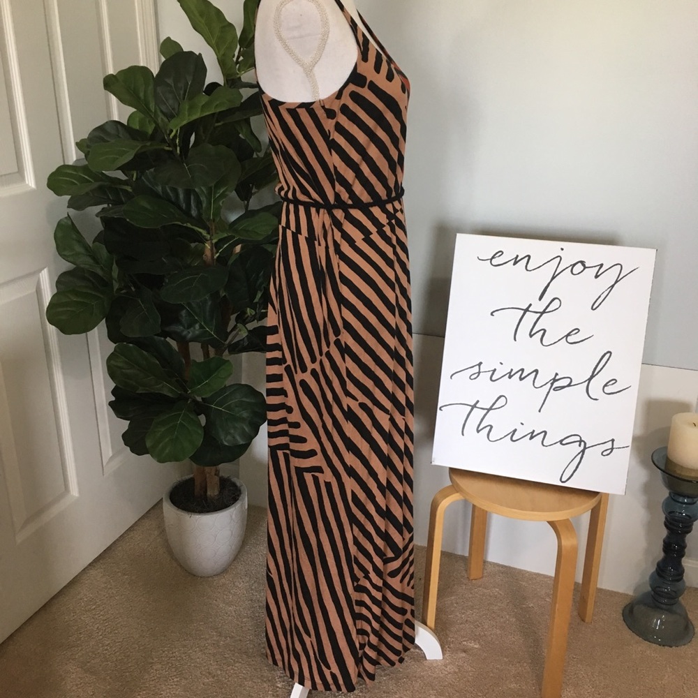 LOFT Colorblock Maxi Dress - Picture 3 of 8